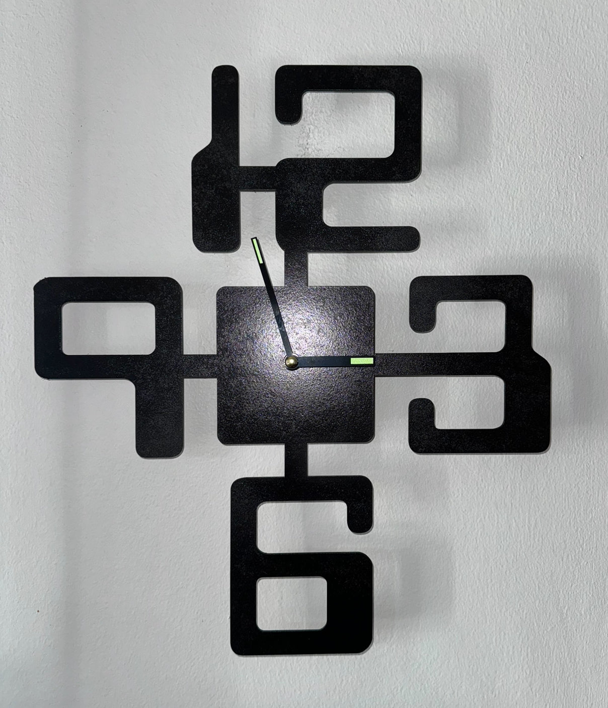 Retro-modern Wall Clock